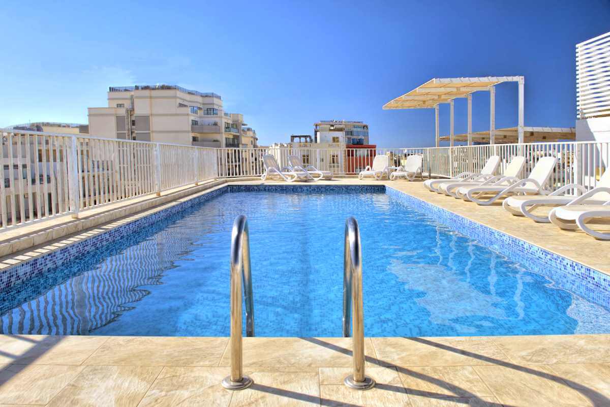 Stunning Rooftop Pool