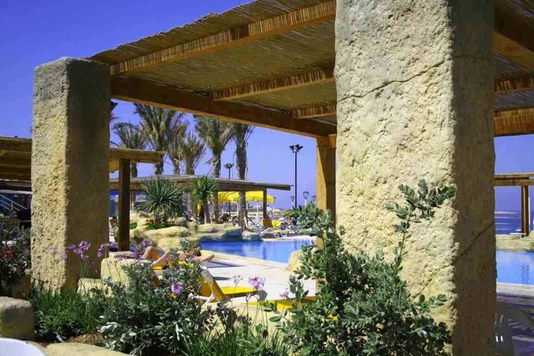 sunny coast resort pool terraces