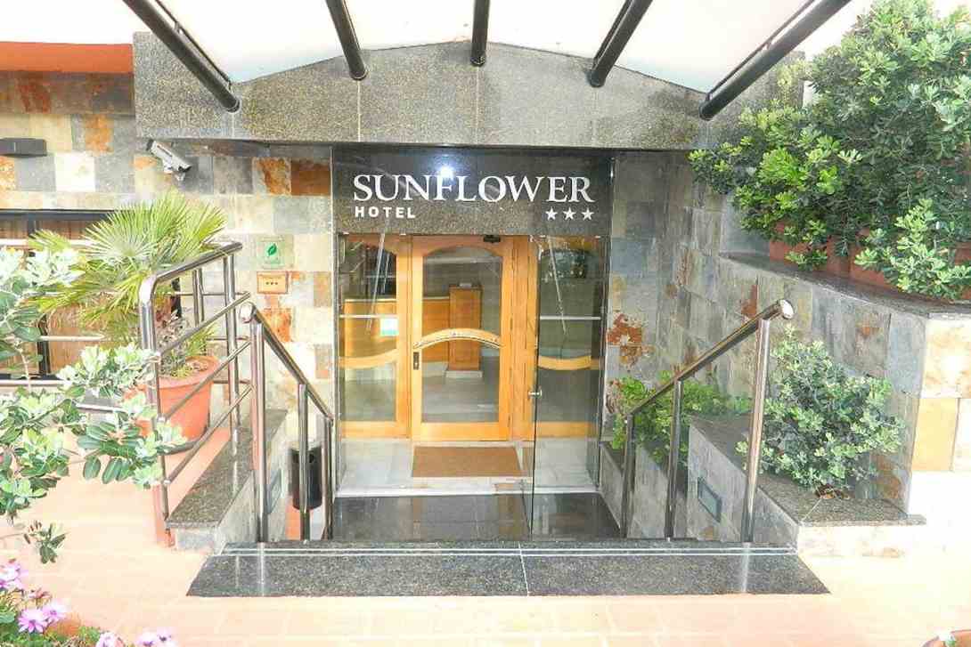 sunflower-hotel-entrance