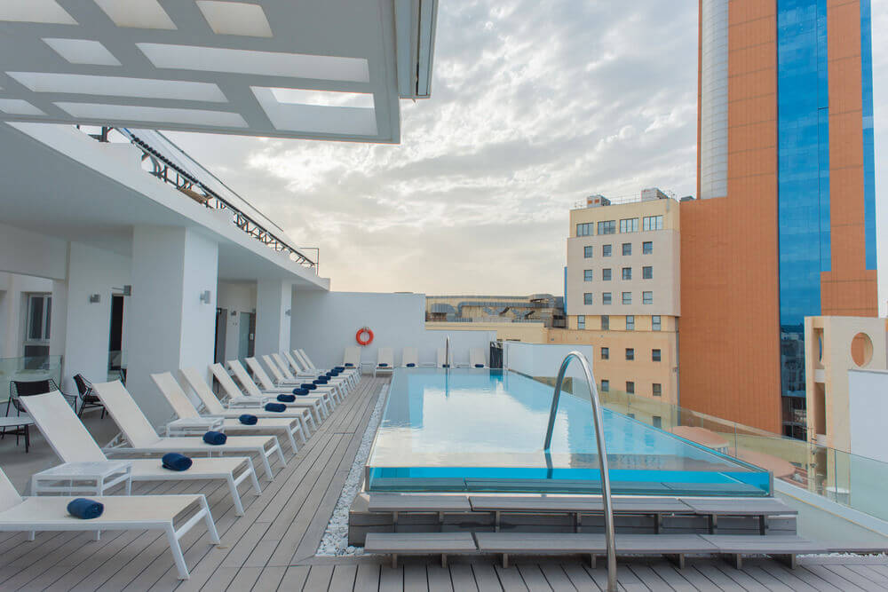 Relaxed roof top pool