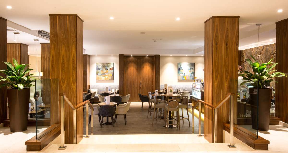 salini resort lobby cafe bar