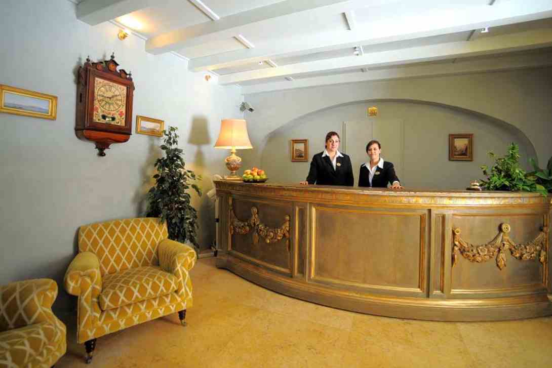 xara palace reception